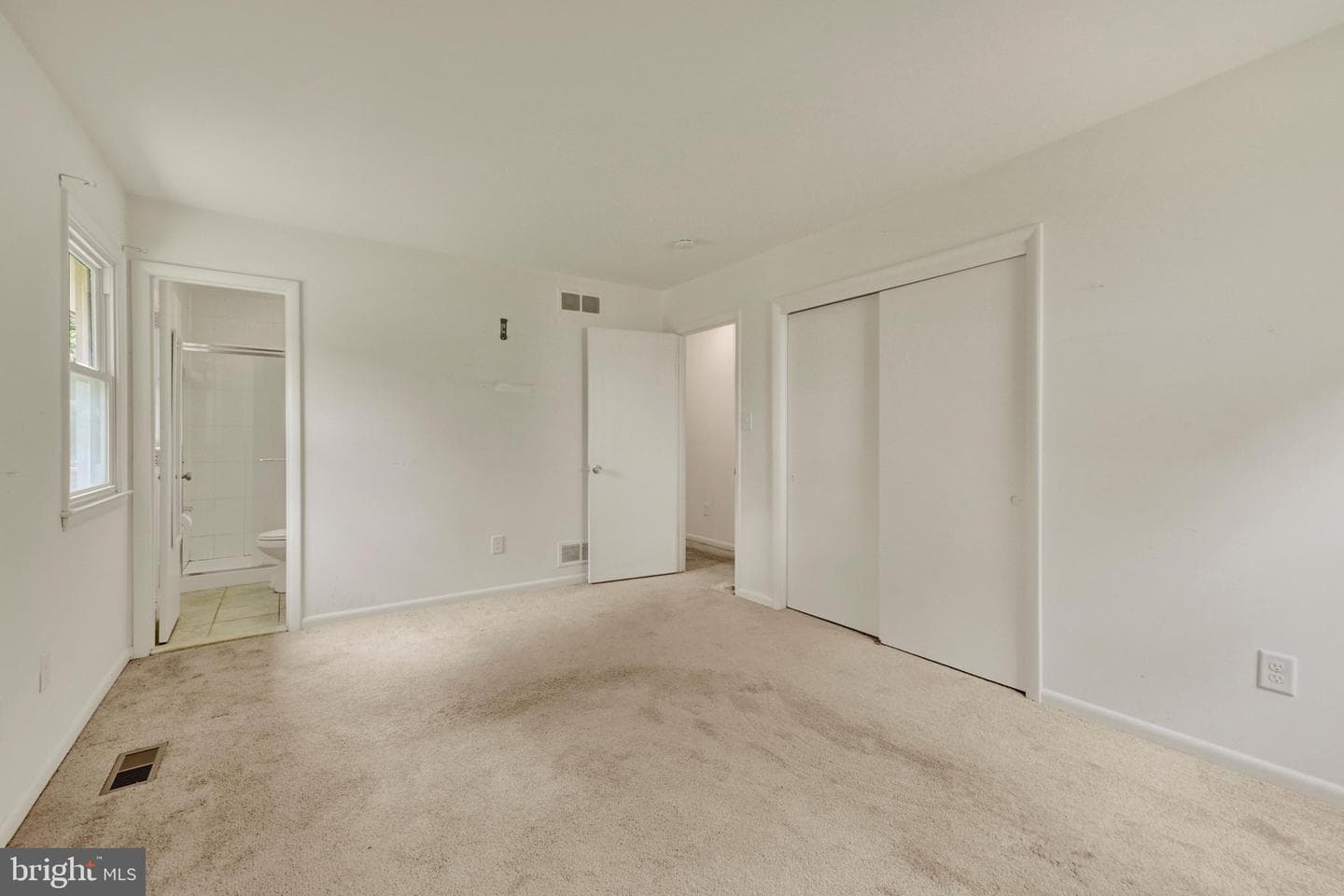 449 Cloverdale Circle photo 14