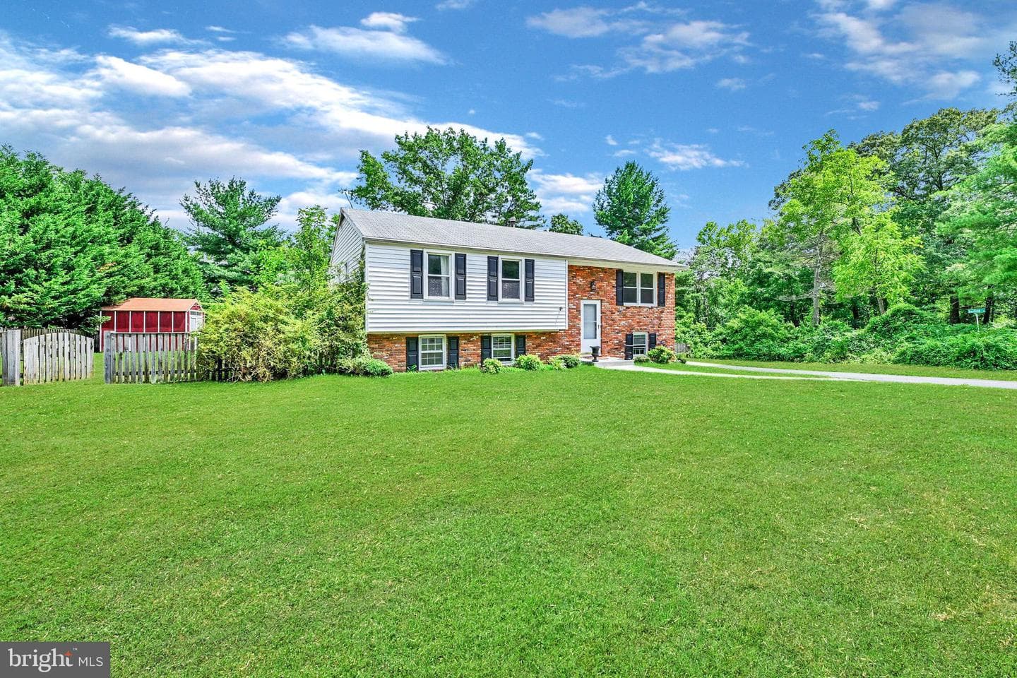 449 Cloverdale Circle photo 23