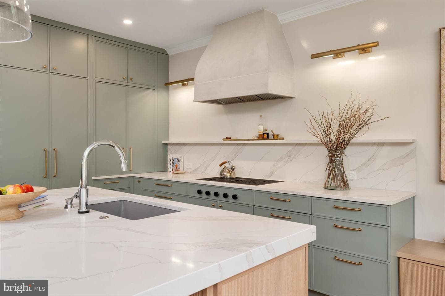 8 Shiley Street photo 14