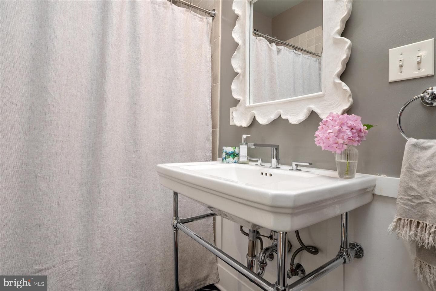 8 Shiley Street photo 21