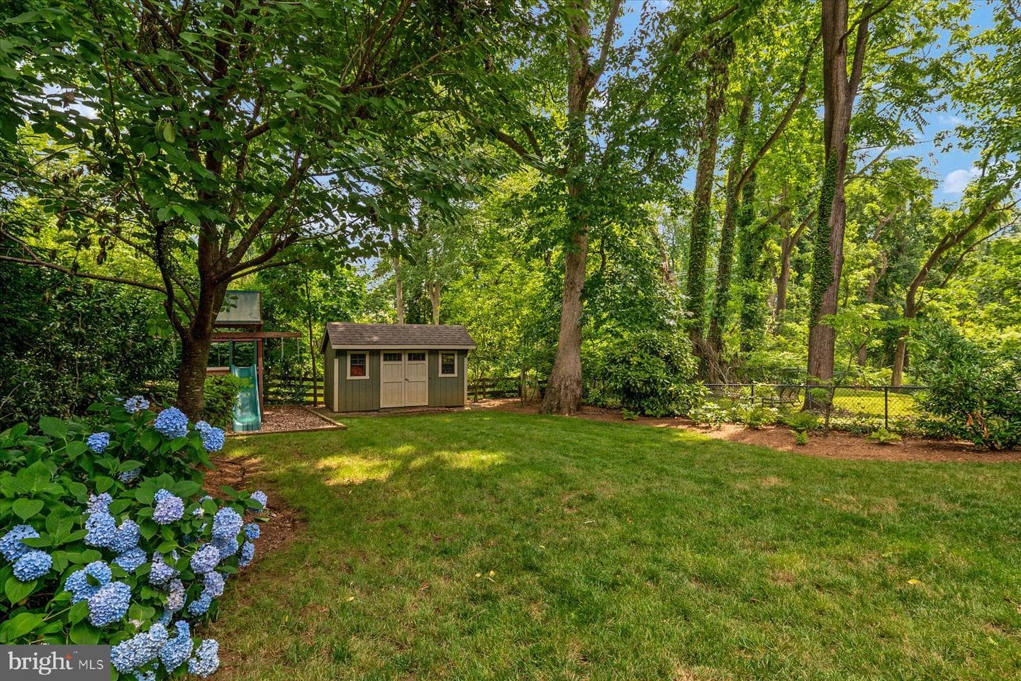 8 Shiley Street photo 39
