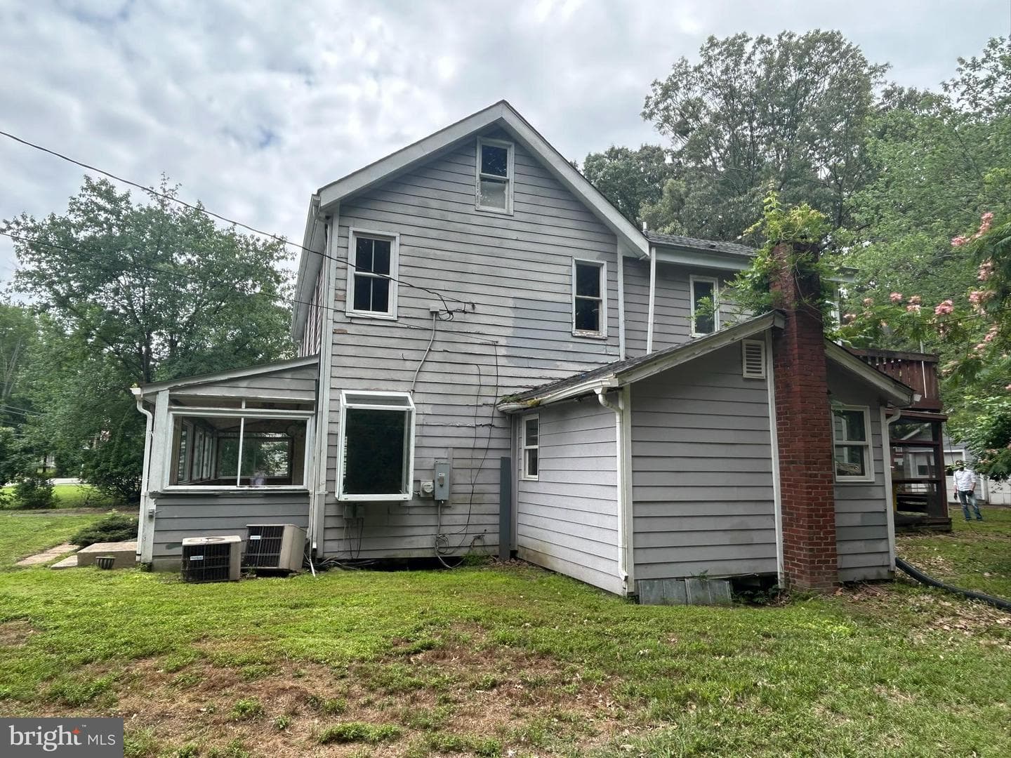6372 Shady Side Road W photo 10