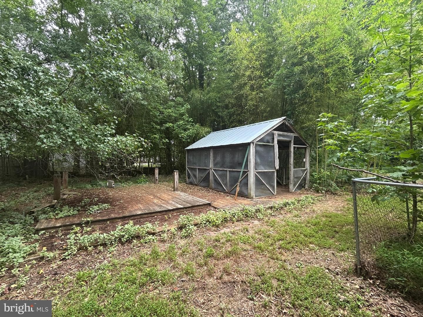 6372 Shady Side Road W photo 6