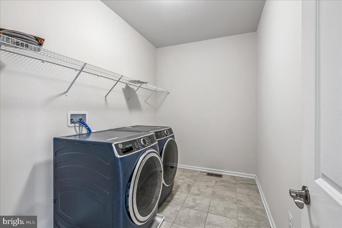 2726 Sand Lens Drive photo 29