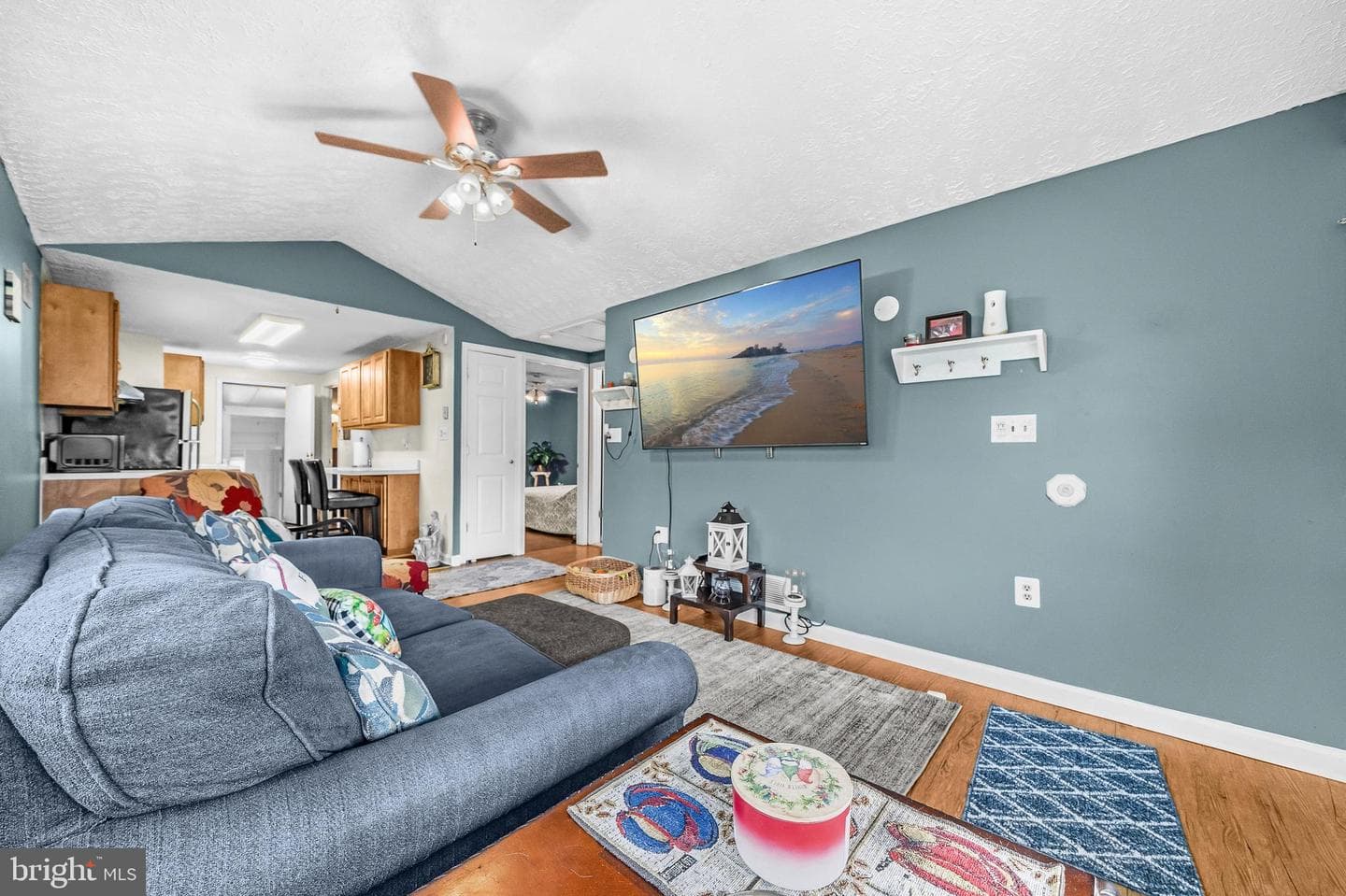 413 Orchard Avenue photo 11