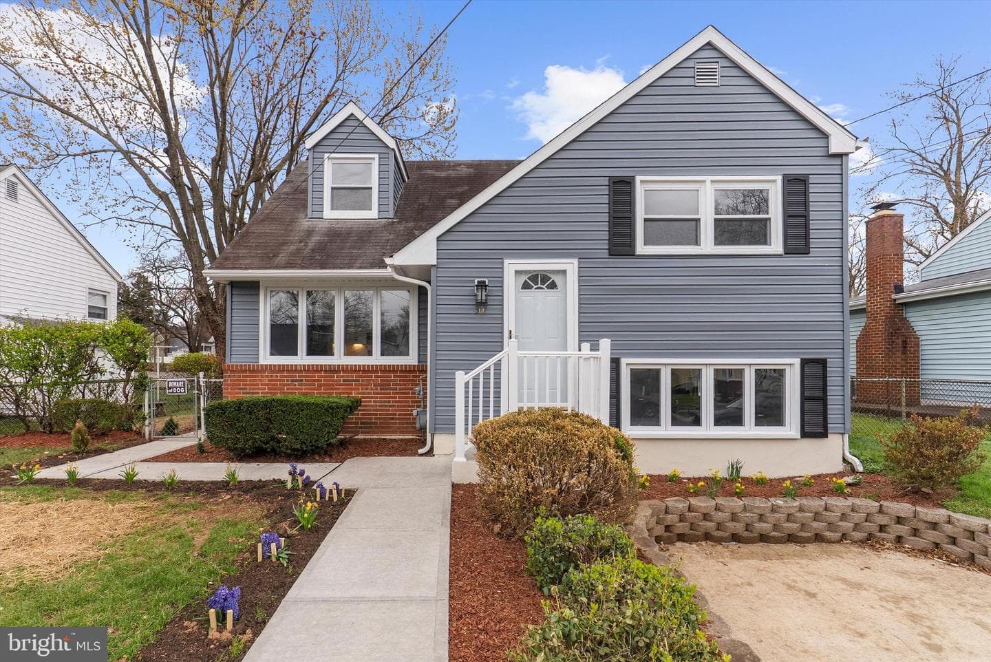307 Oxford Drive photo 3
