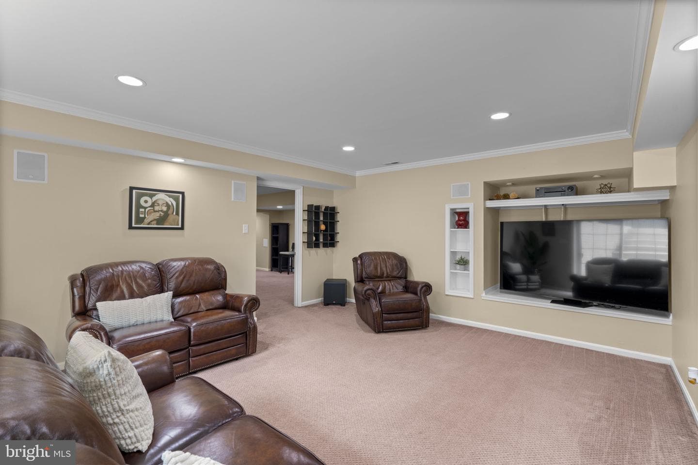 439 University Drive photo 43