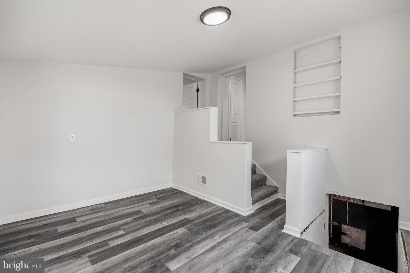 1561 Efford Road photo 23