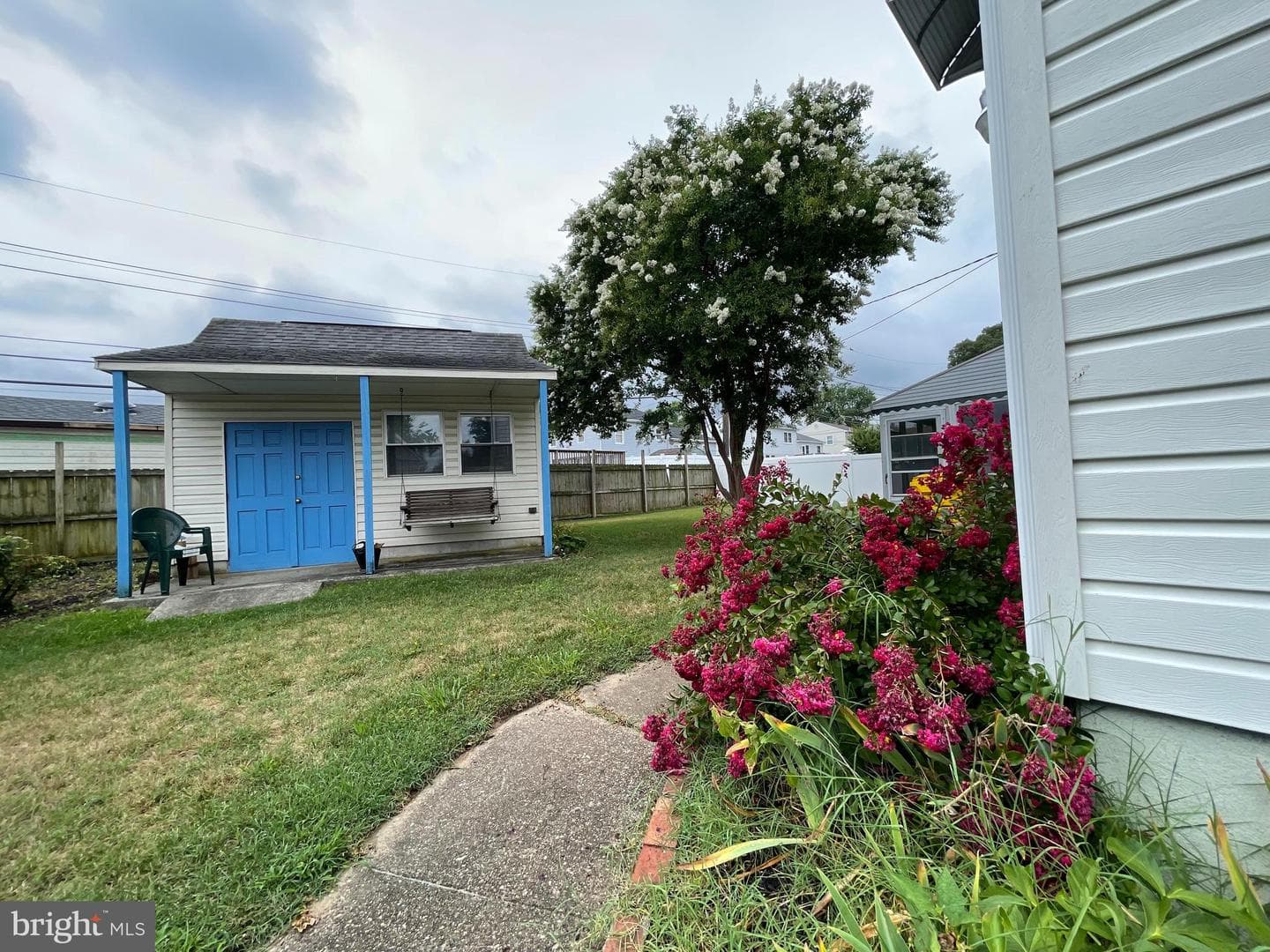 706 James Road photo 4
