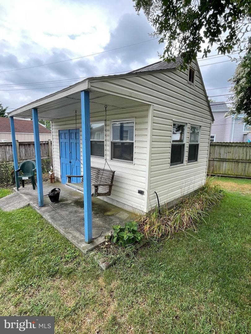 706 James Road photo 8