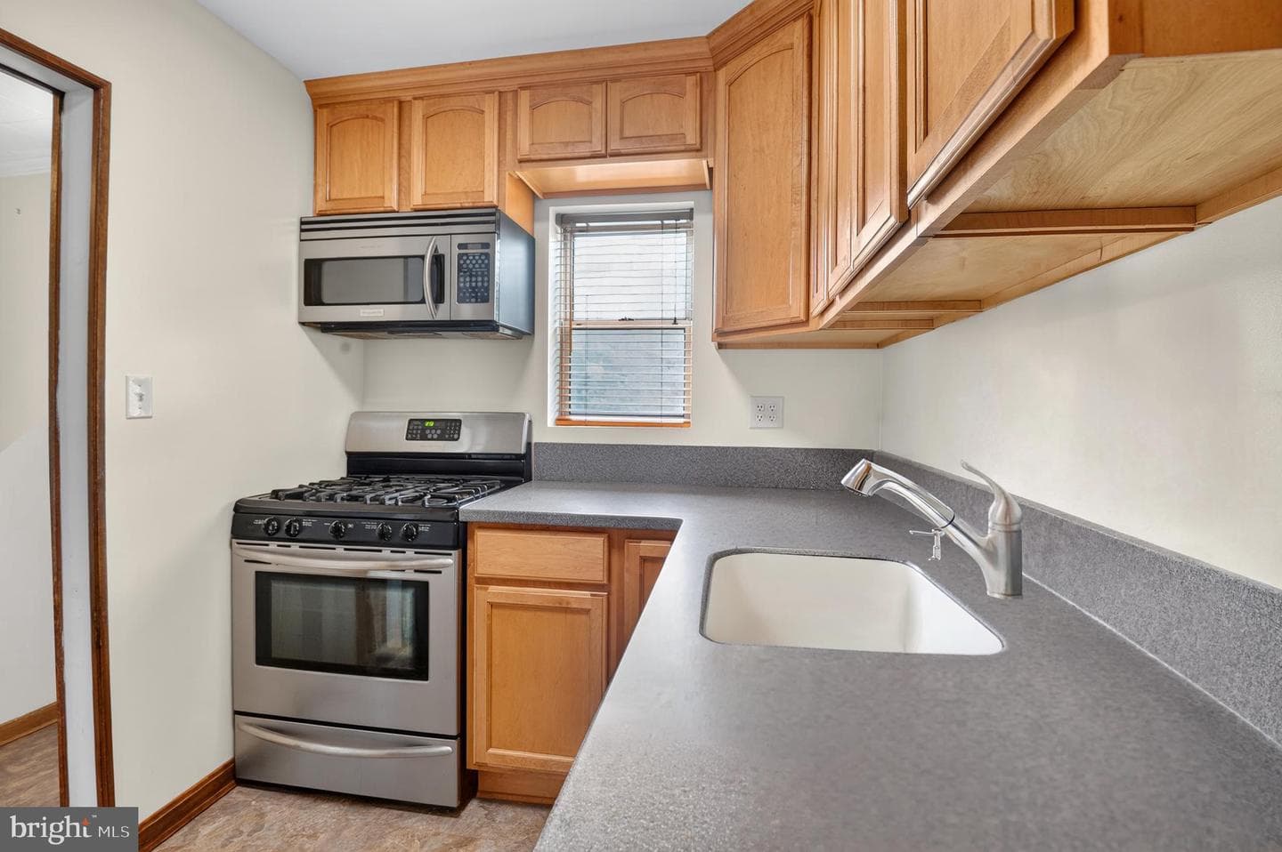 5216 Patrick Henry photo 6