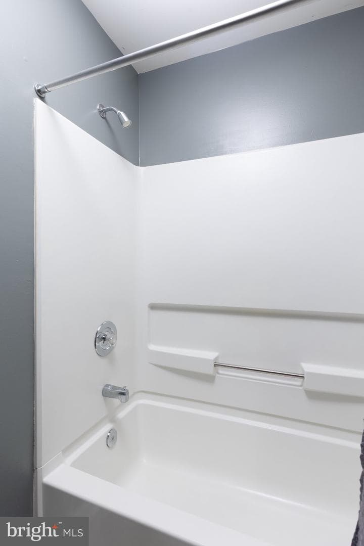 312 Blue Water Court #104 D photo 25
