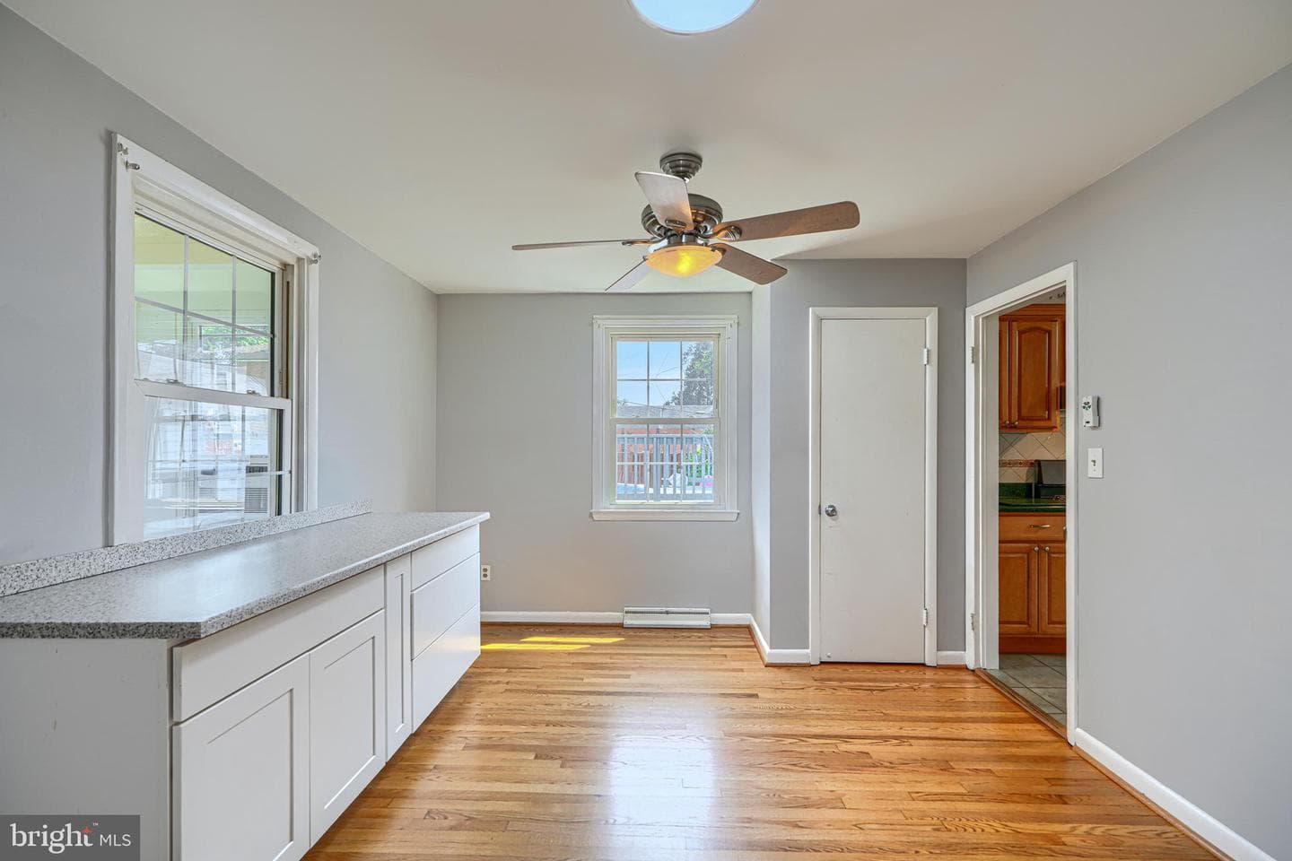 559 Fairmount photo 10