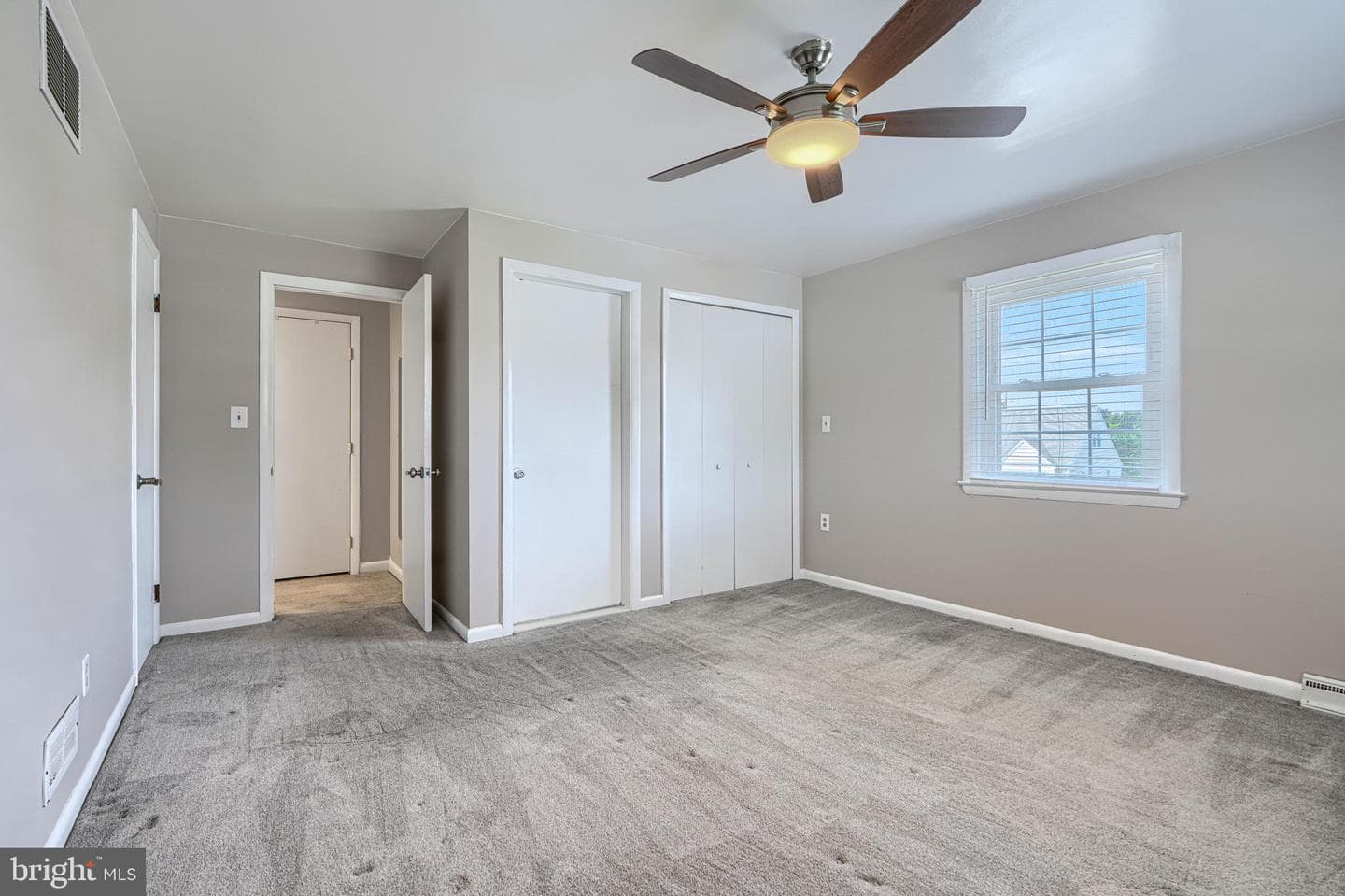 559 Fairmount photo 22