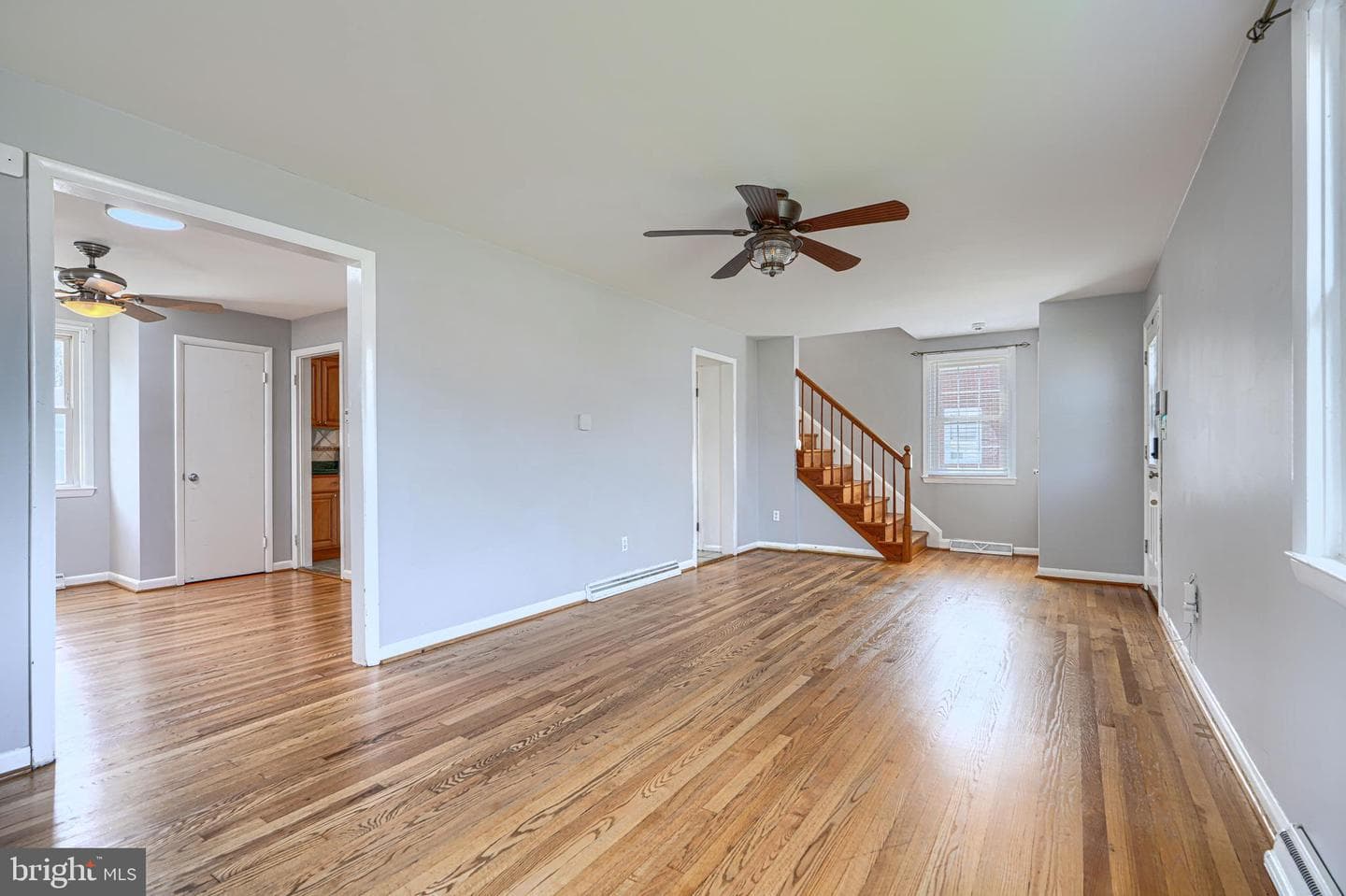 559 Fairmount photo 8