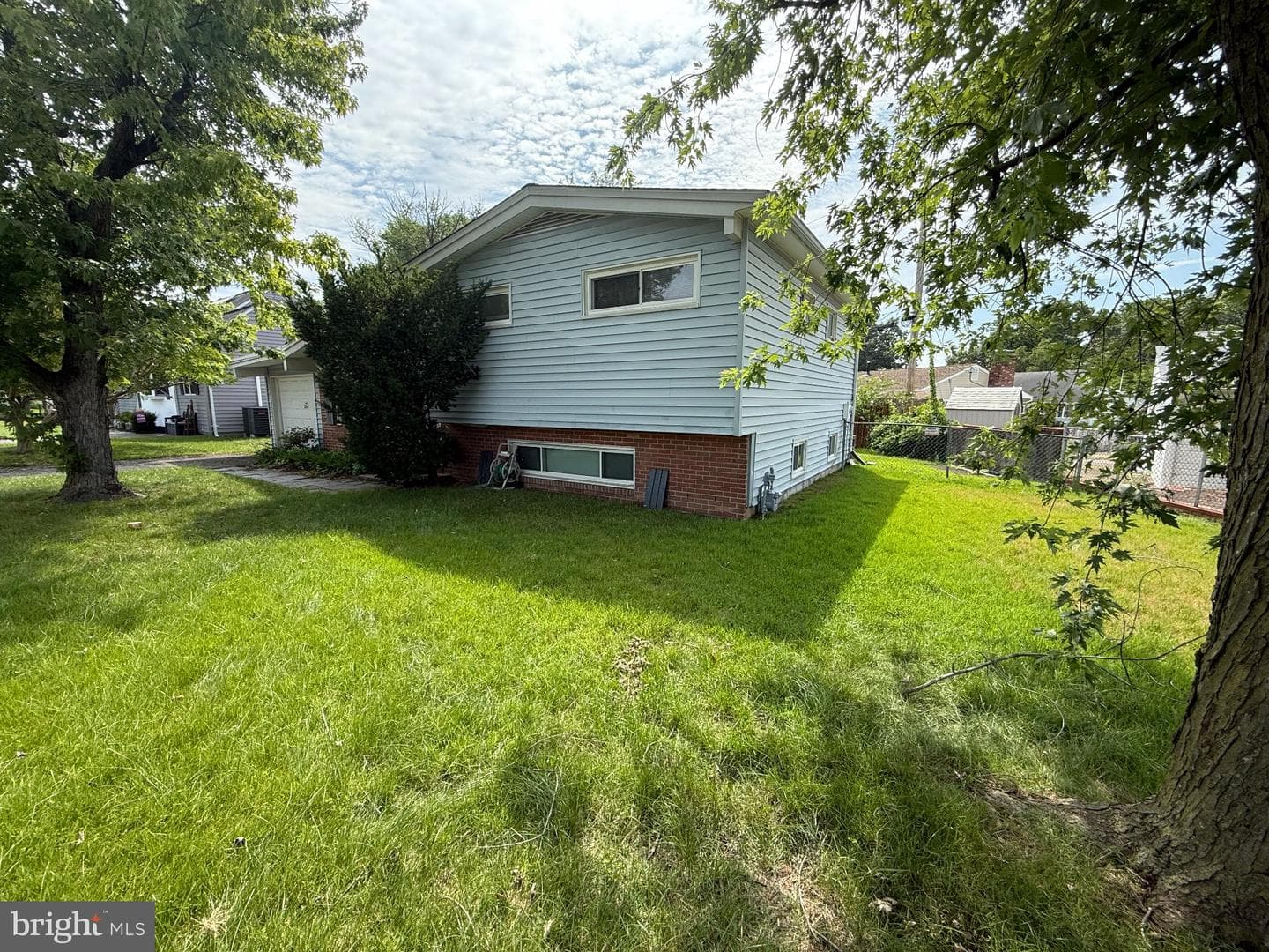 121 Alview Terrace photo 3
