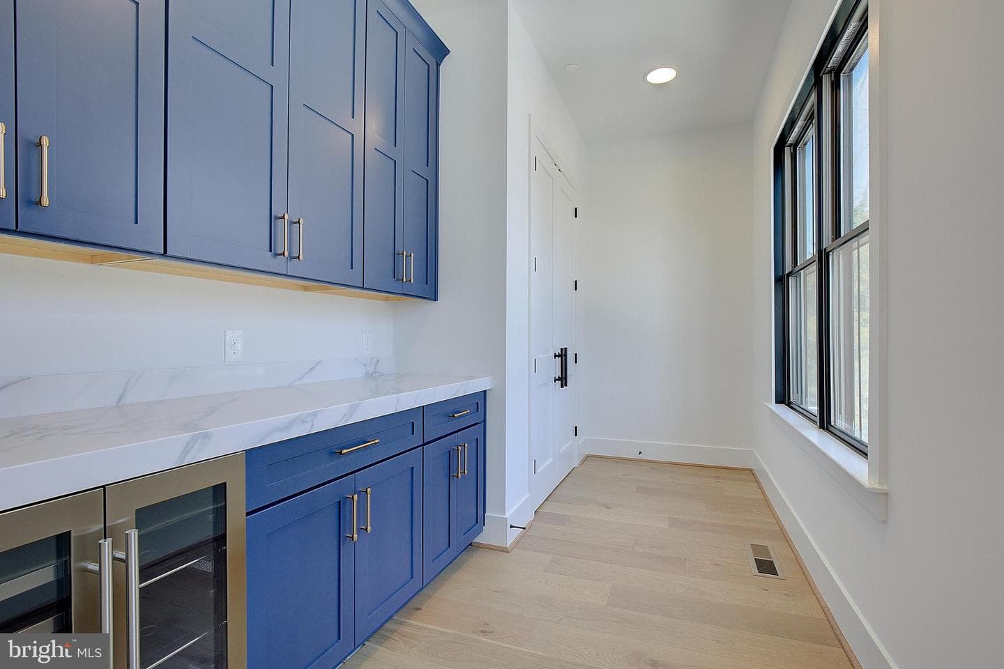 48a E Lake Drive photo 9
