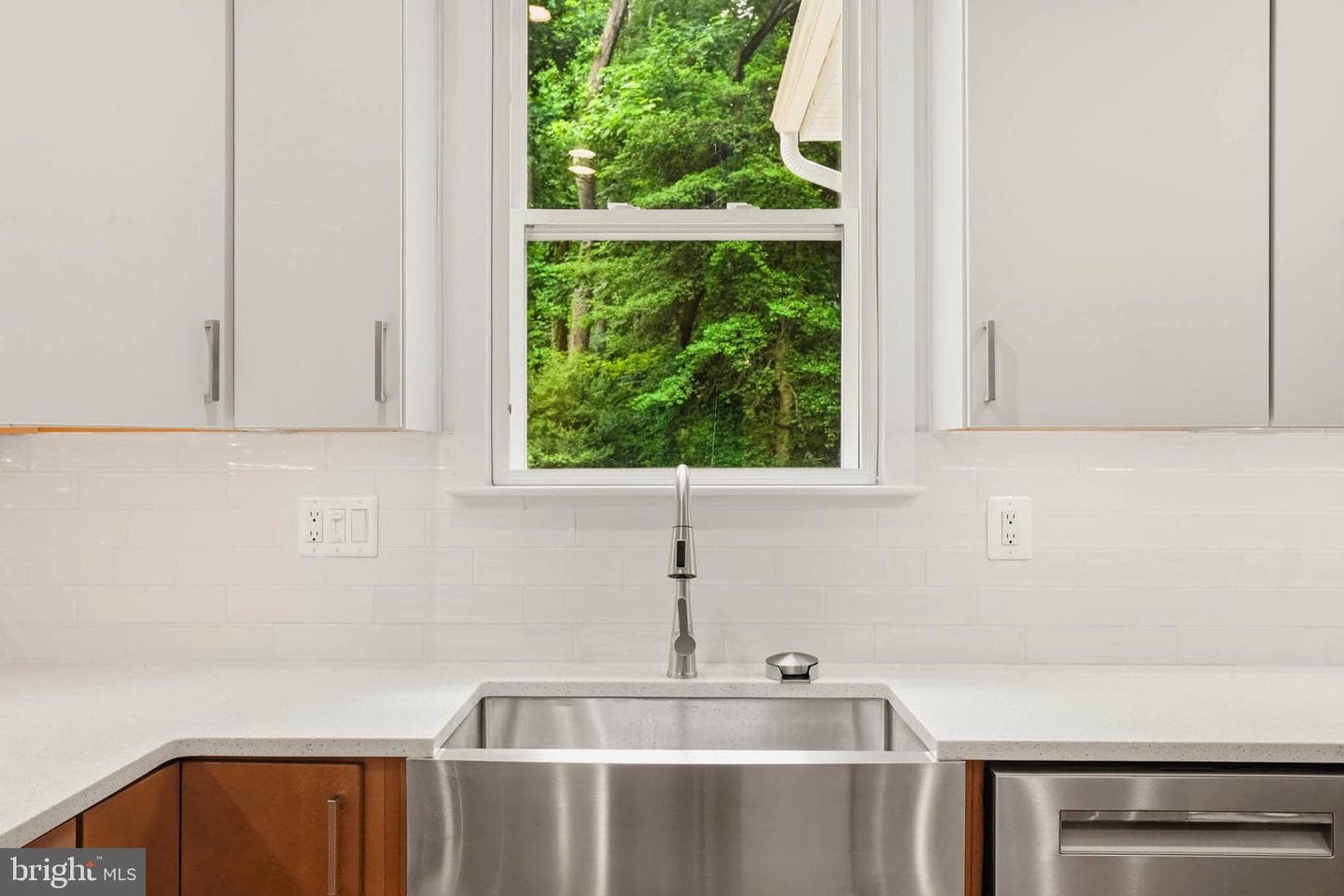 1392 Baltimore Annapolis Boulevard photo 16