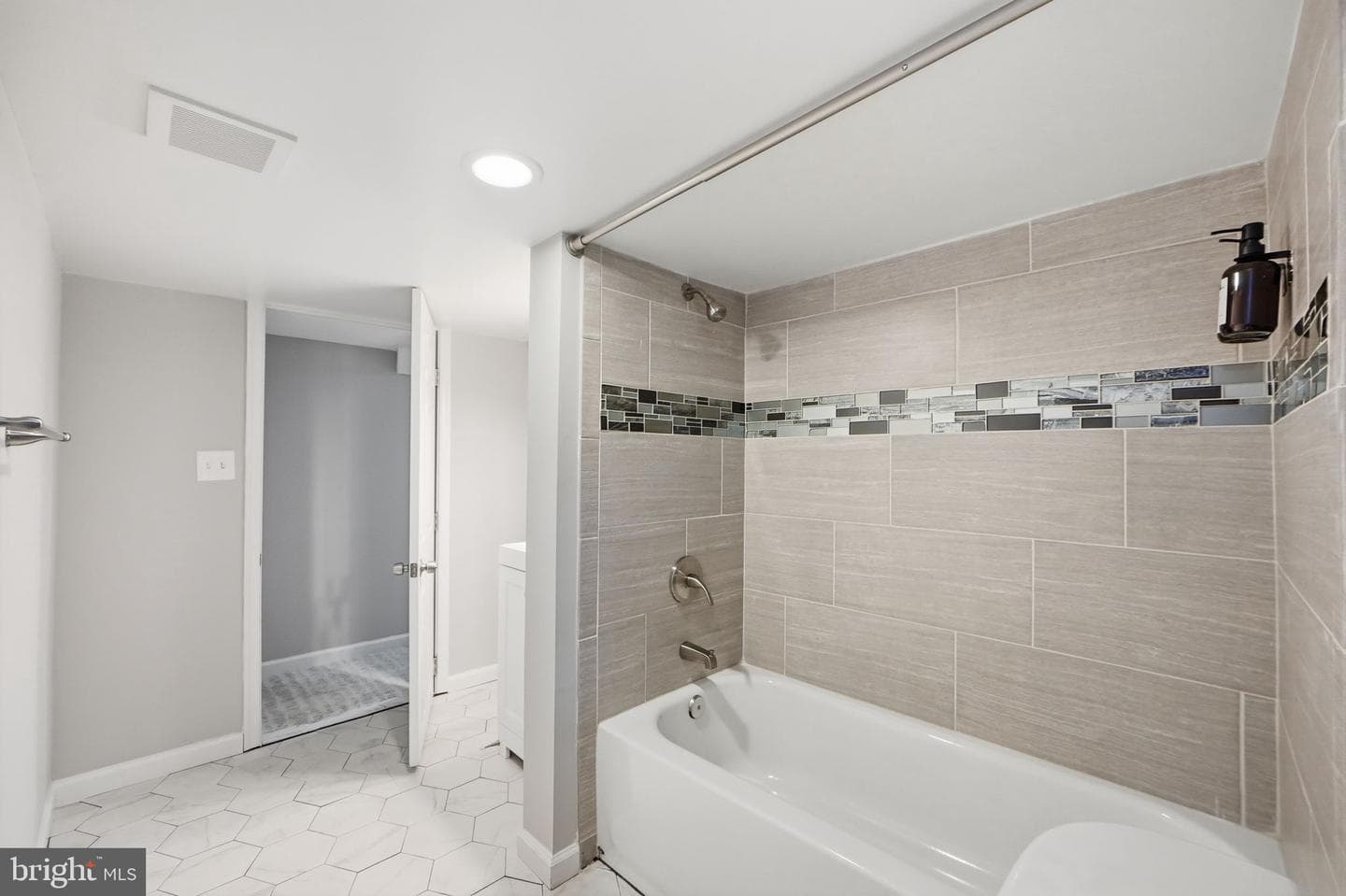 176 Carroll Road photo 30