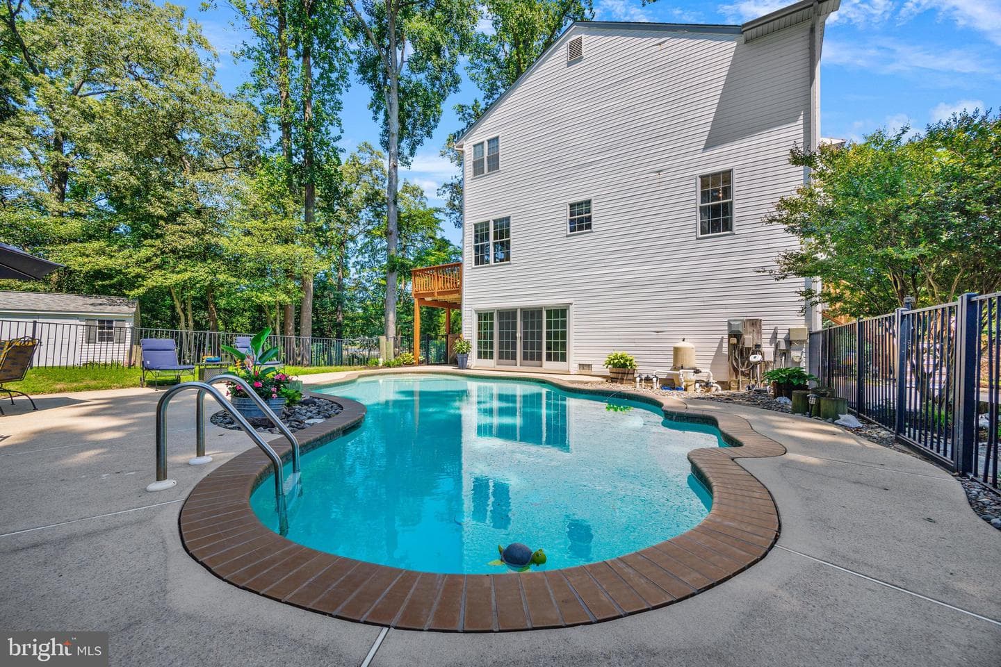 233 Circle Road photo 44