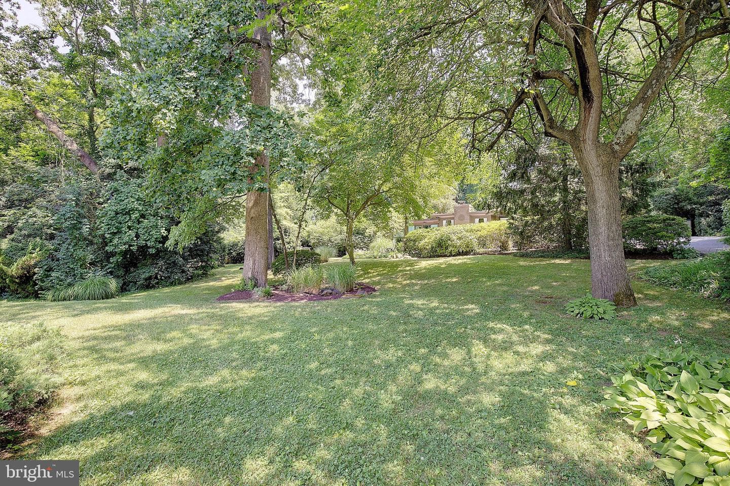 1169 Latrobe Drive photo 46