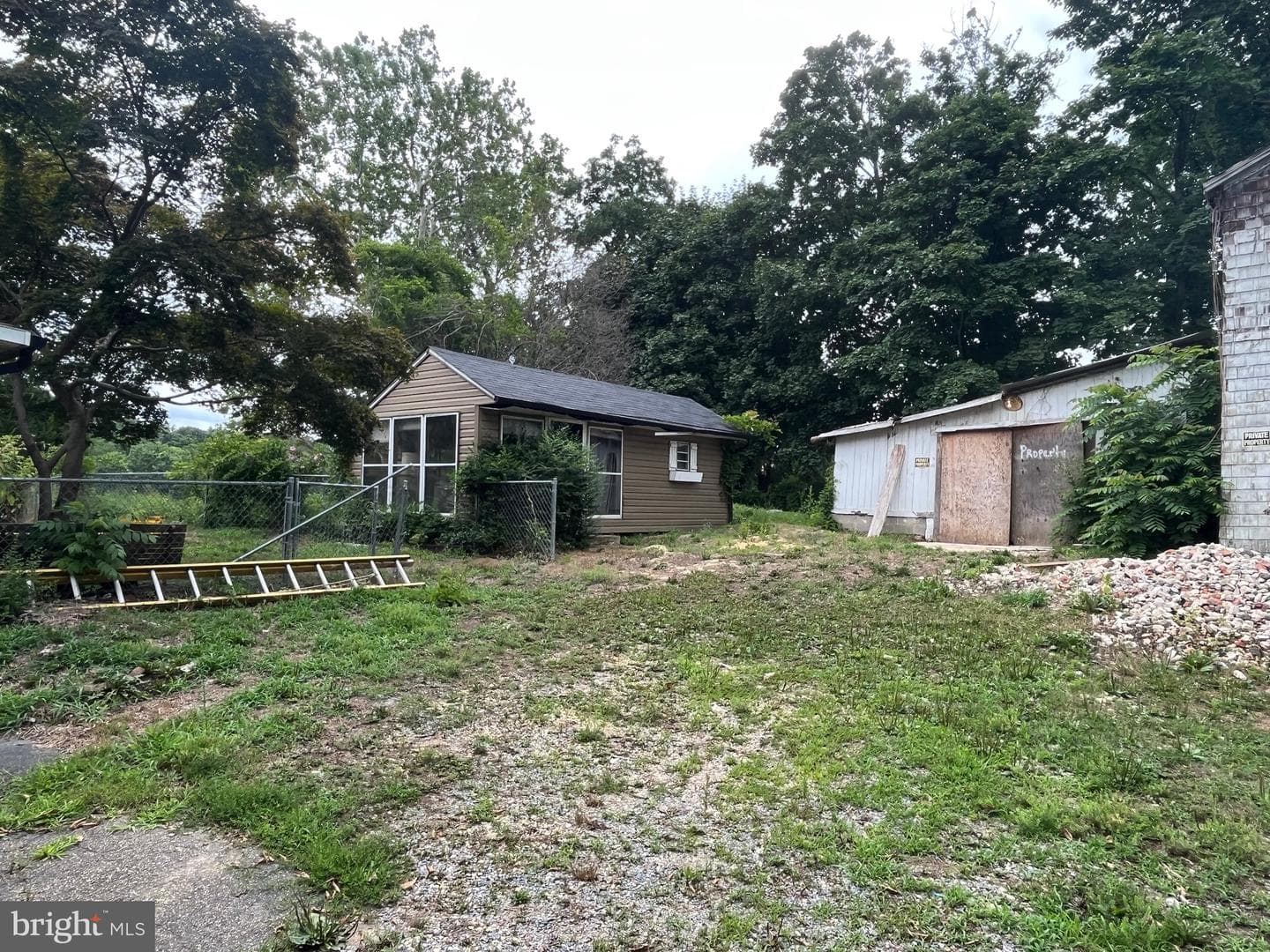 3611 Solomons Island Road photo 9