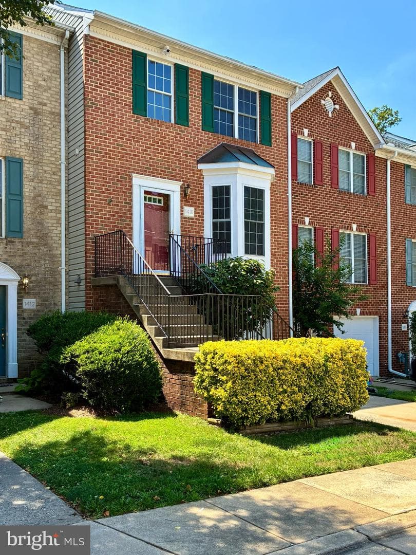 1410 Peregrine Path photo 4