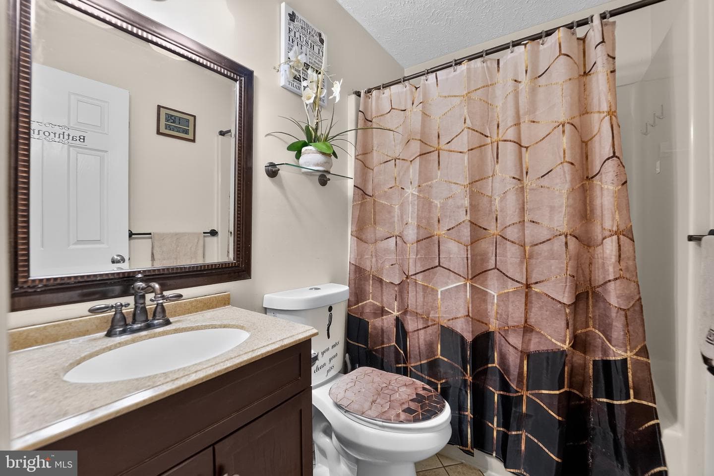 7562 Greenknoll Court photo 11