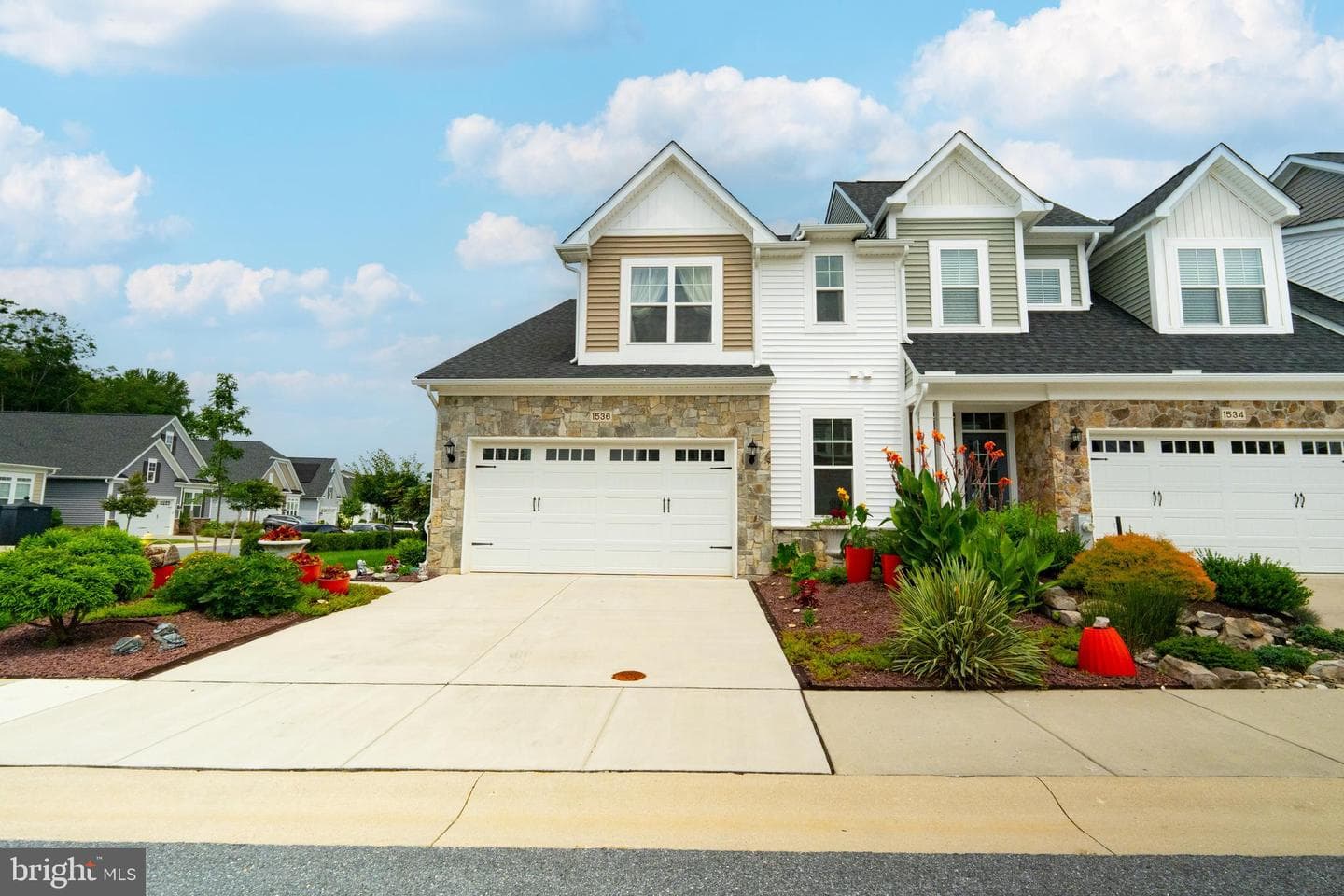 1536 Yellow Sand Lane photo 4