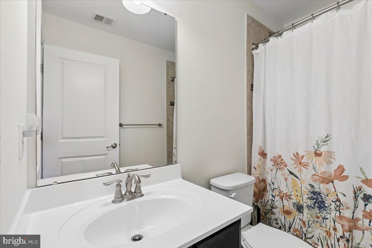 8109 Falcon Crest Drive photo 33