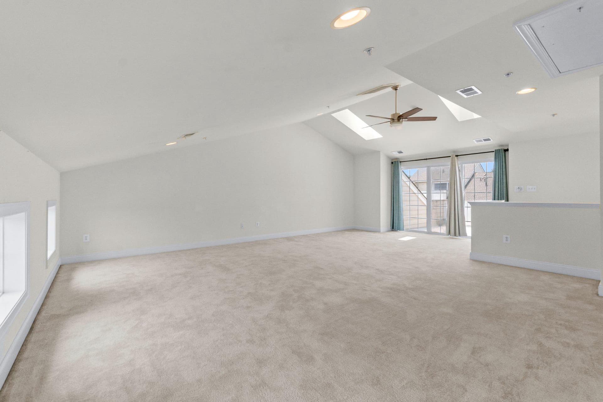 7673 Elmcrest Road photo 27