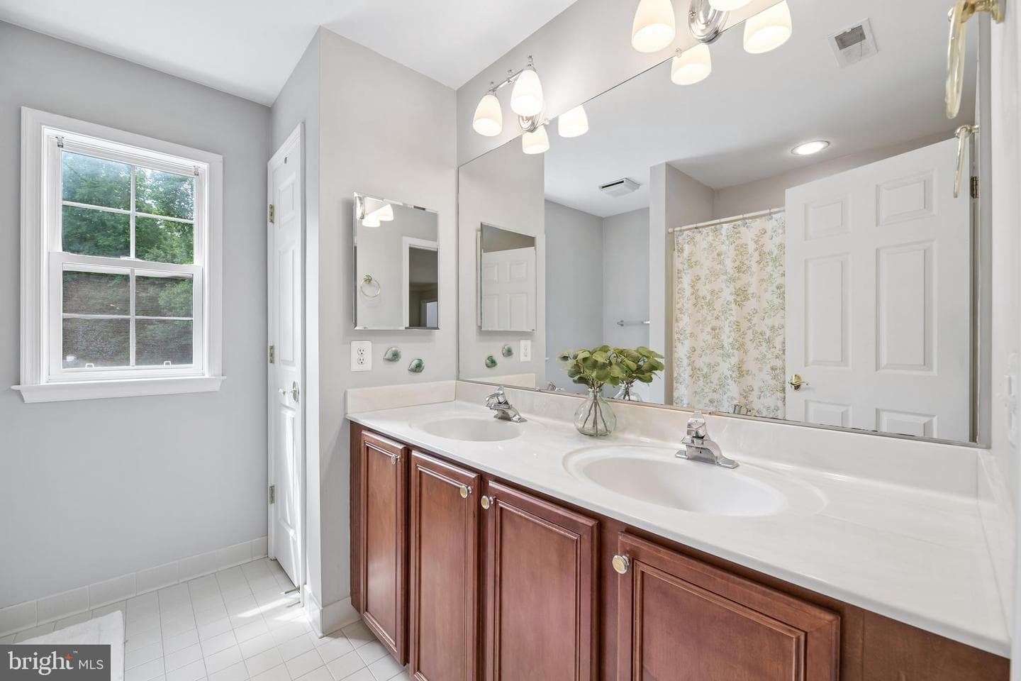144 Chickadee Drive photo 69