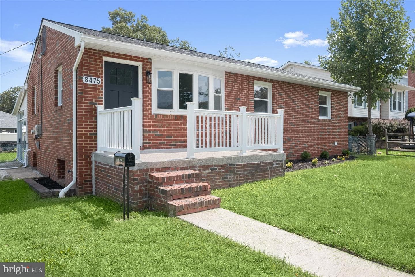 8475 Byrd Road photo 1