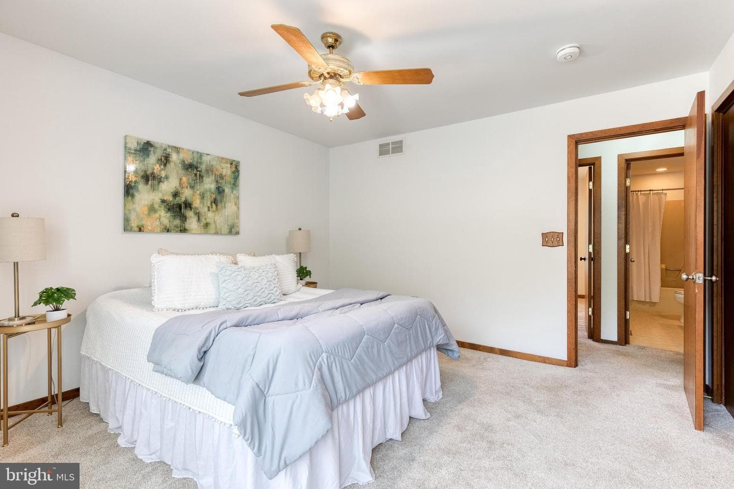 1568 Colony Road photo 24