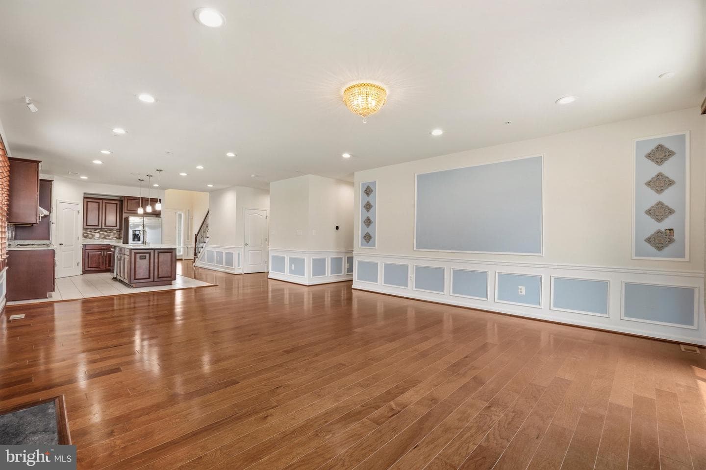 7976 Meridian Drive photo 18