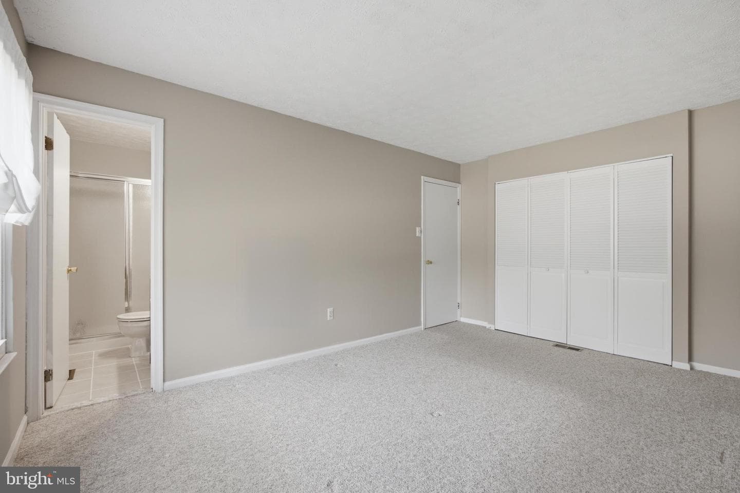 7946 Royal Mint Place photo 18