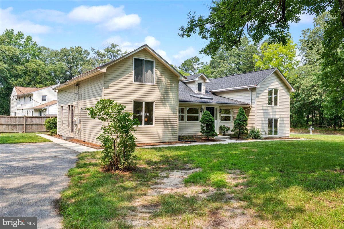 423 Shetlands Lane photo 30