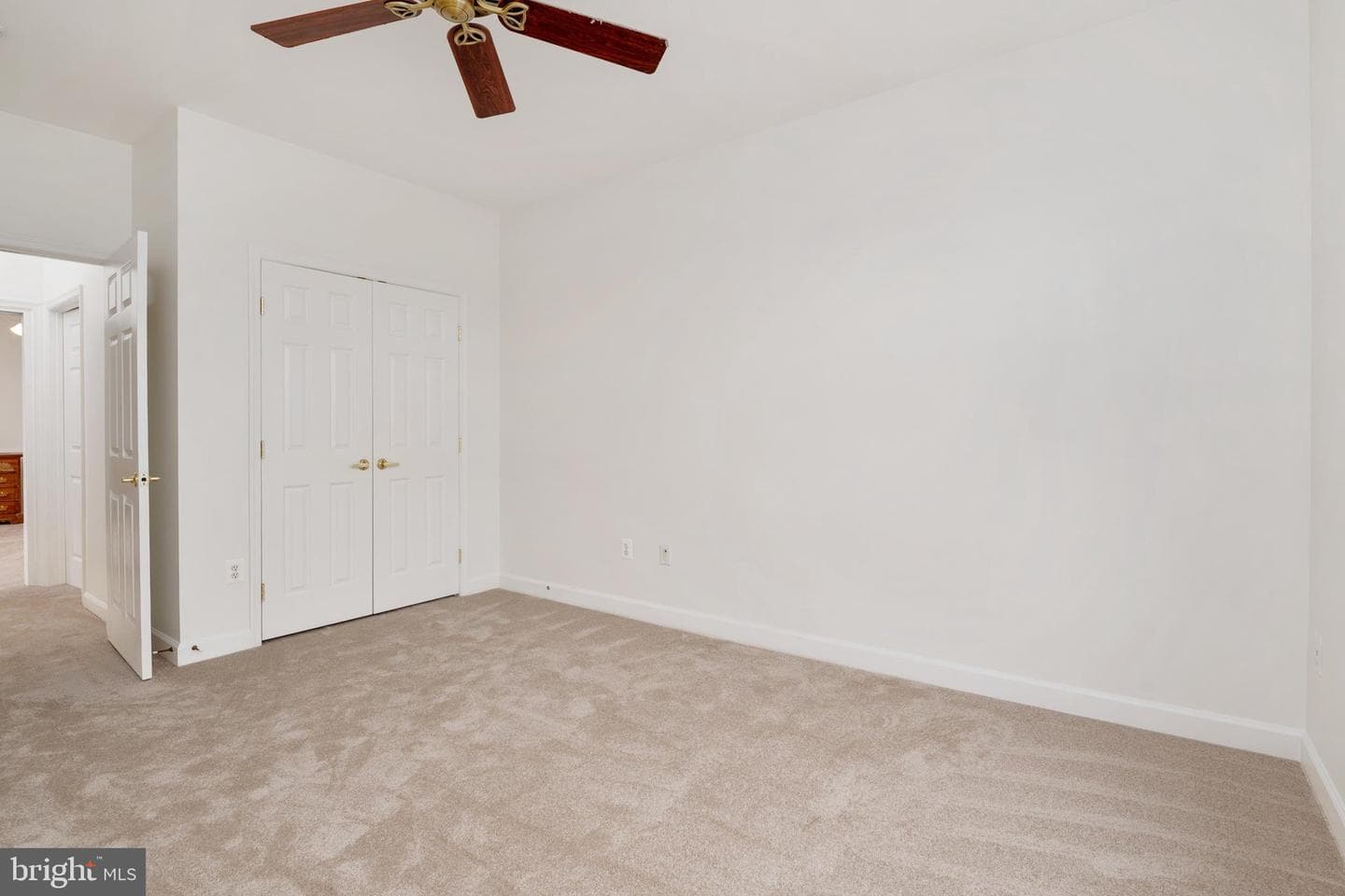 421 Hamlet Club Drive #305 photo 29