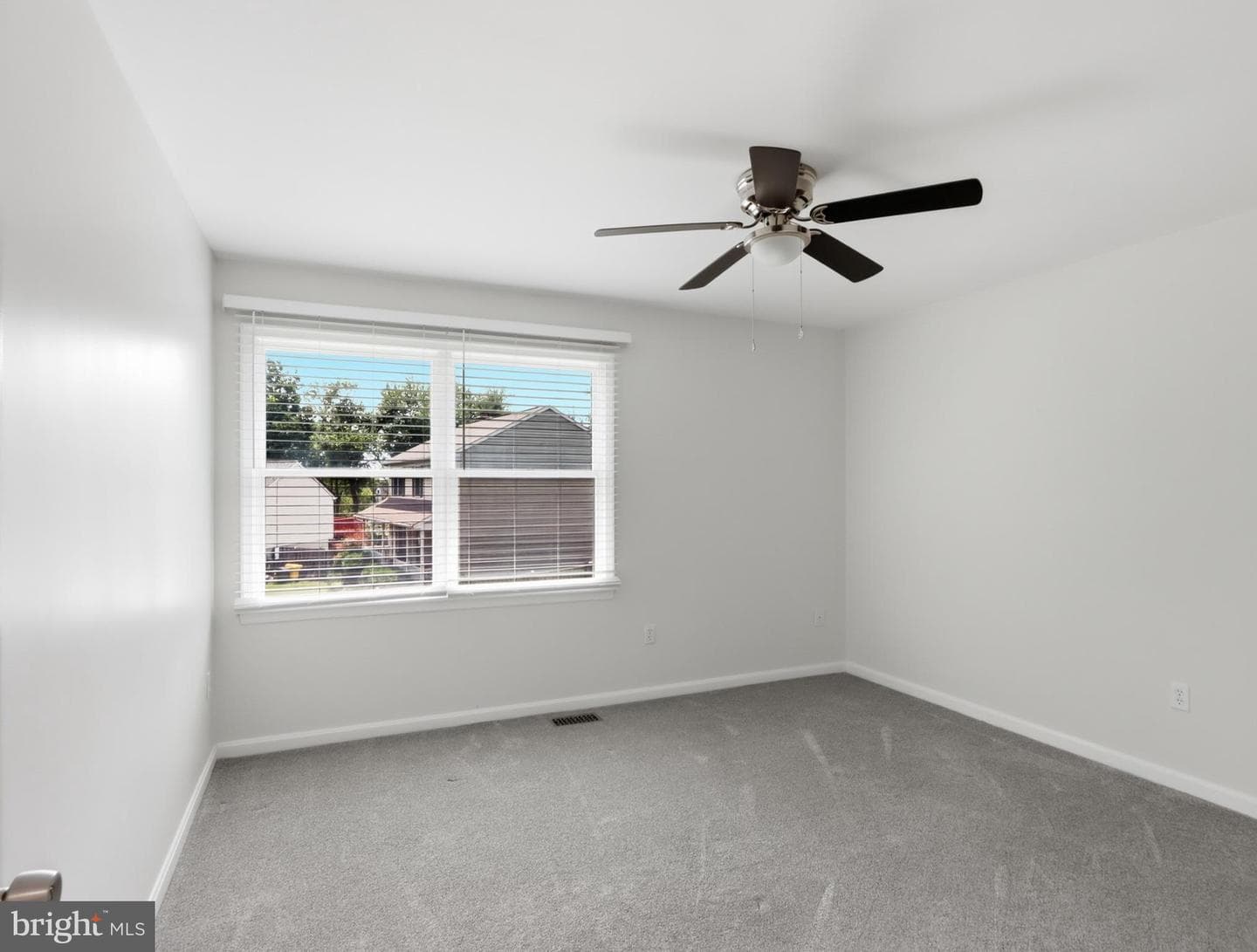626 Westphalia Drive photo 26