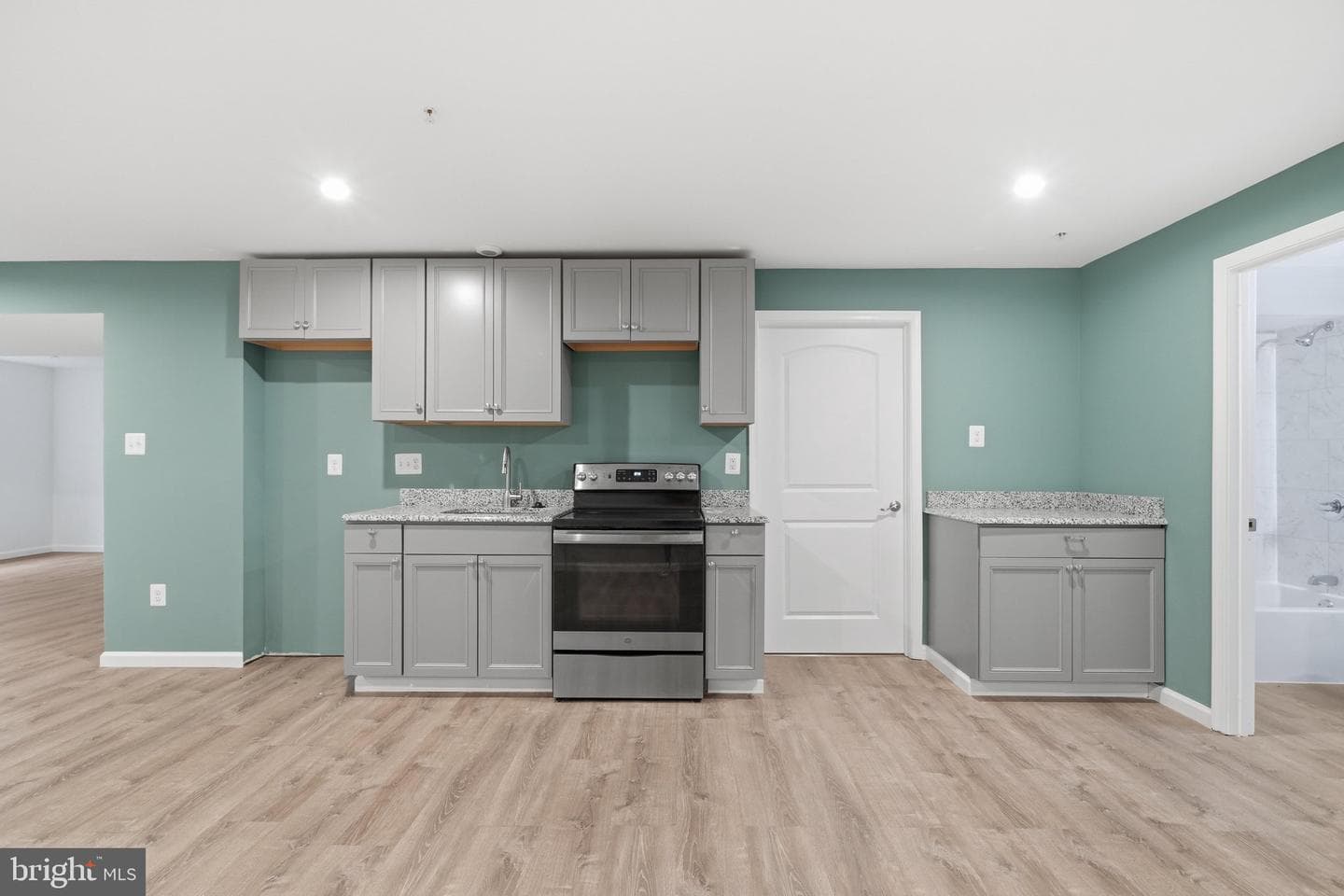 900 Sankofa Road photo 33