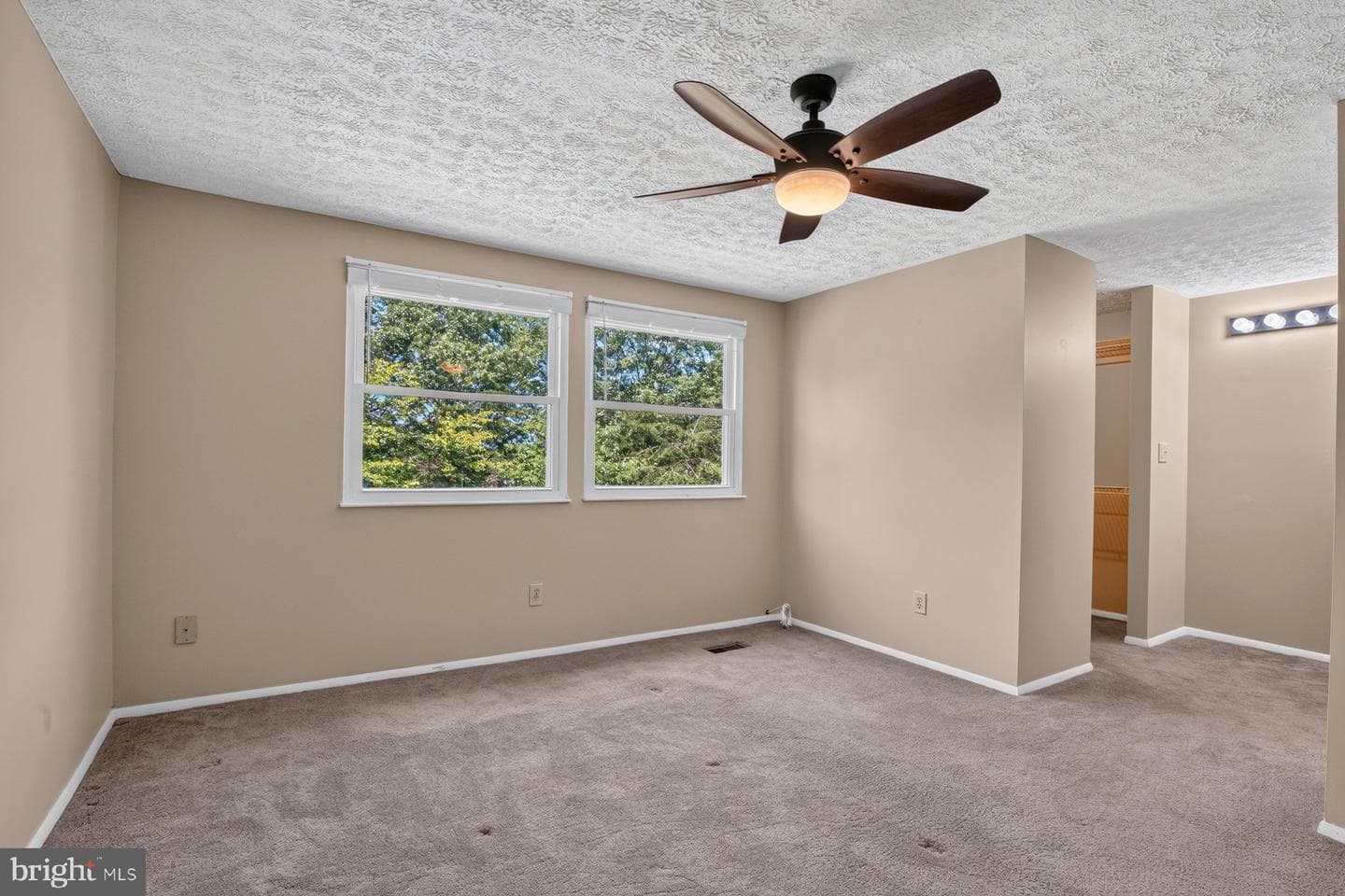 7746 Kidwell Court photo 18