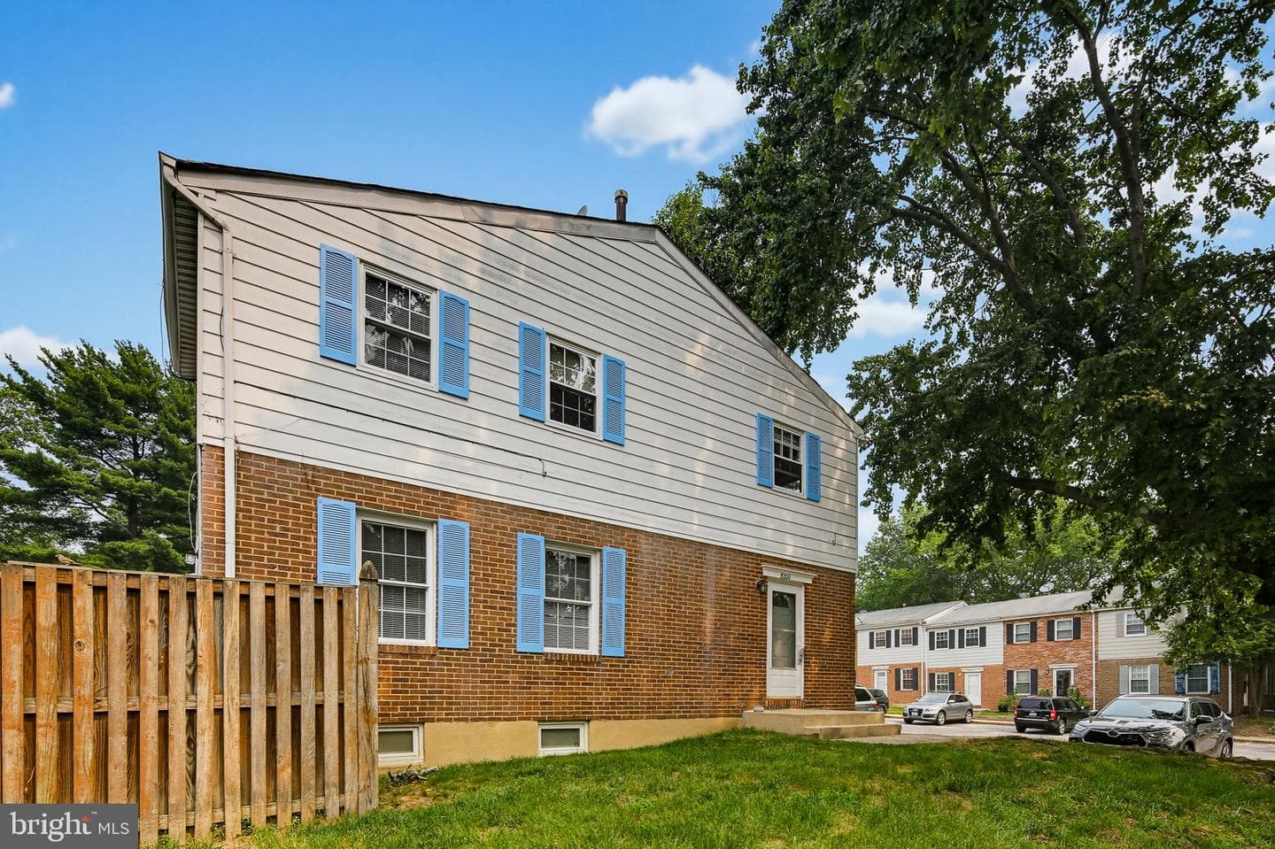 8200 Monaegan Court photo 2