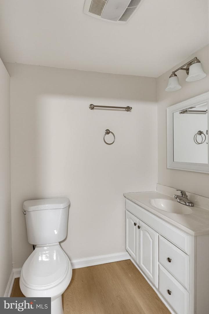 8200 Monaegan Court photo 30
