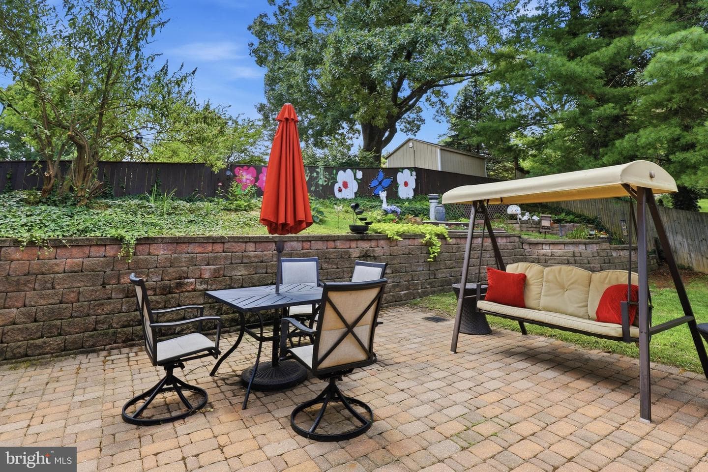 116 Andel Court photo 39