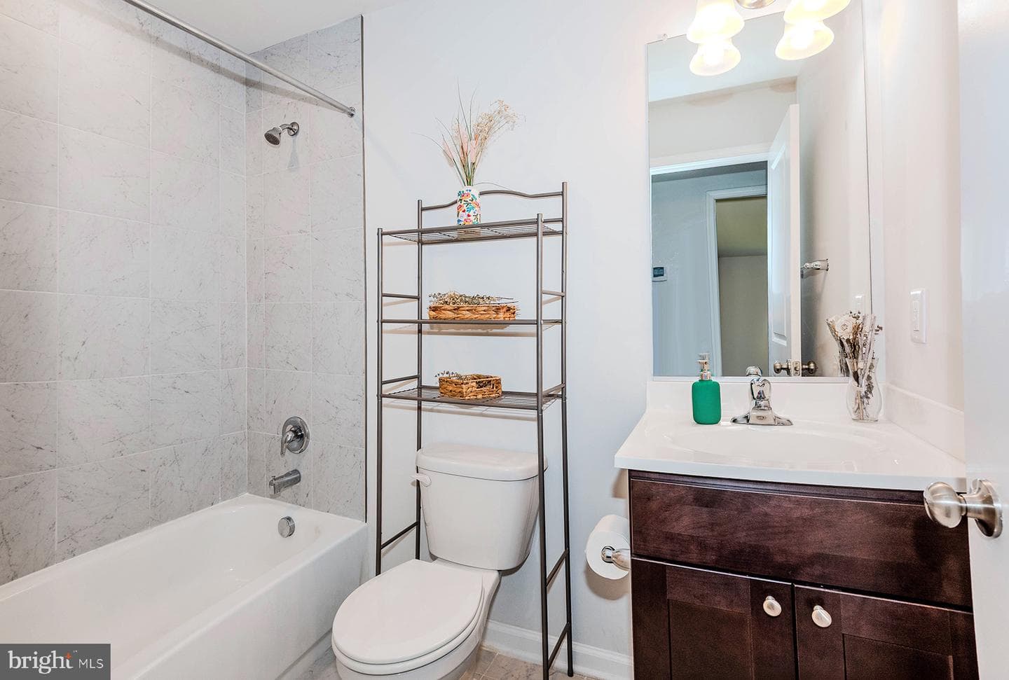 6414-A Oak Street photo 21
