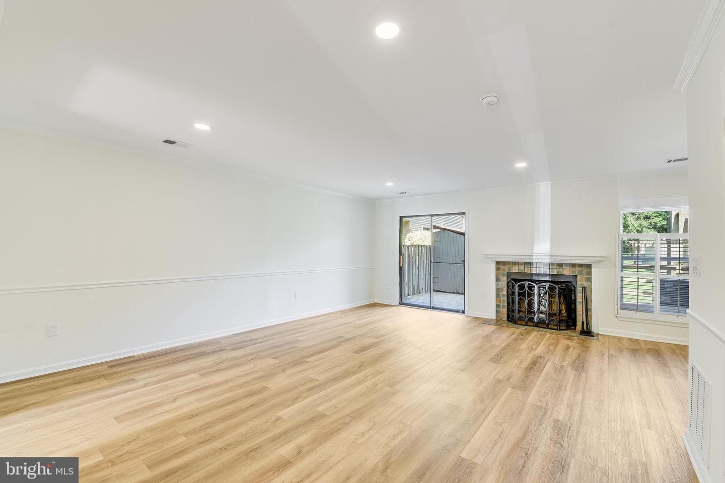 6 Belvedere Court photo 12