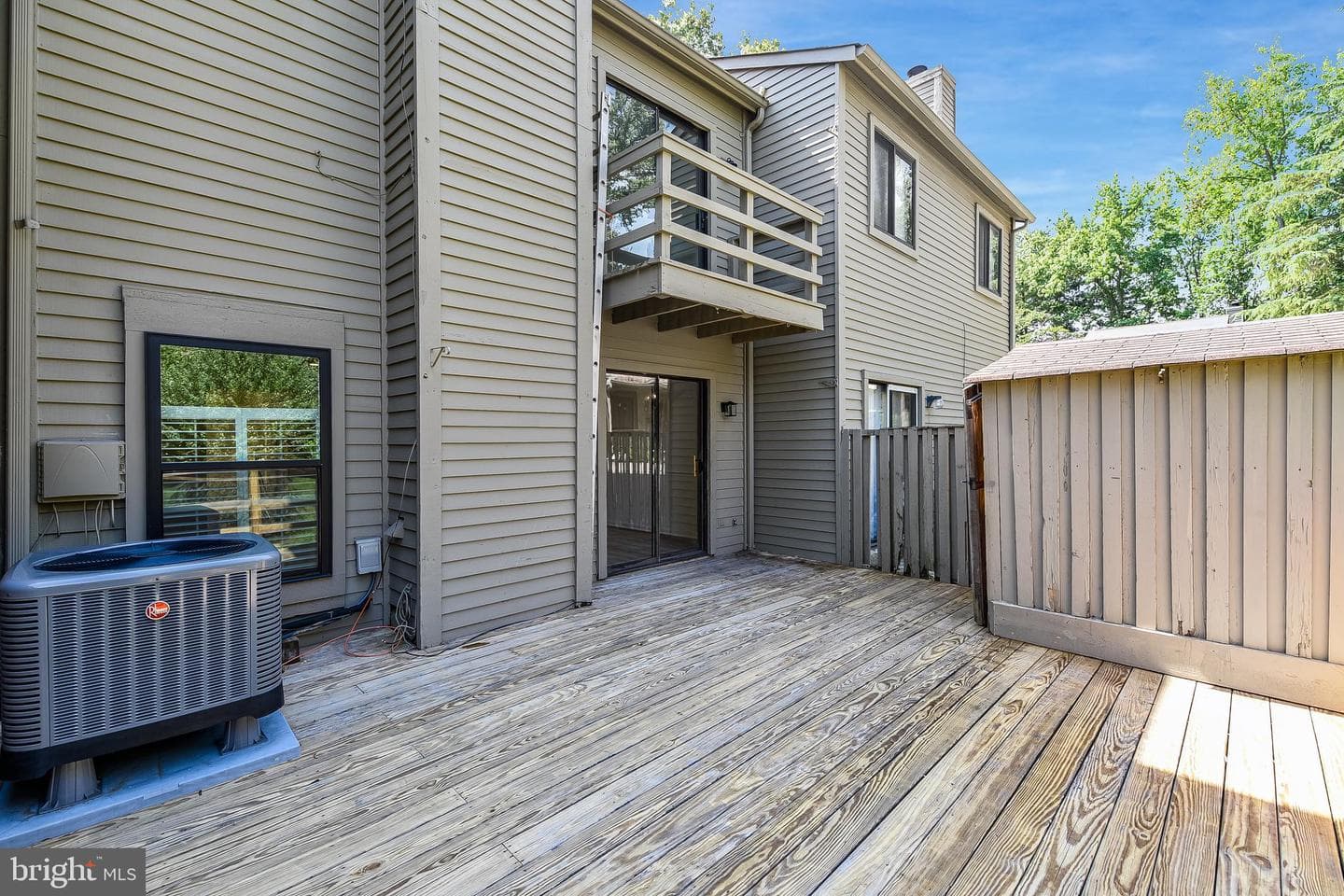 6 Belvedere Court photo 40