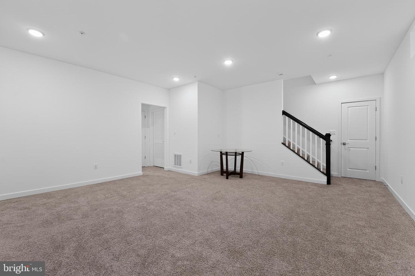 5718 Howard Drive photo 27