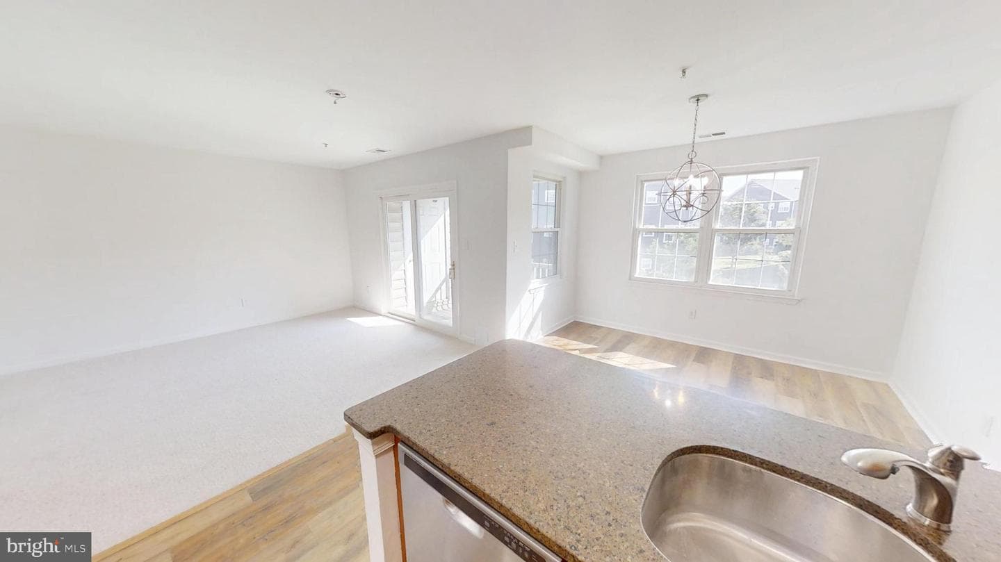 302 Gatehouse Lane #302c photo 6