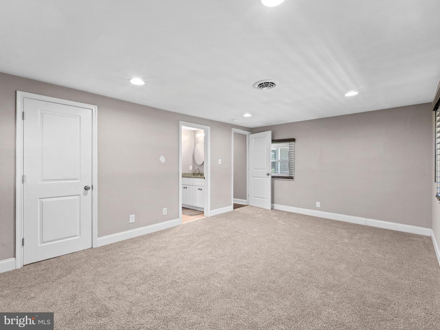 610 Laurel Drive photo 14